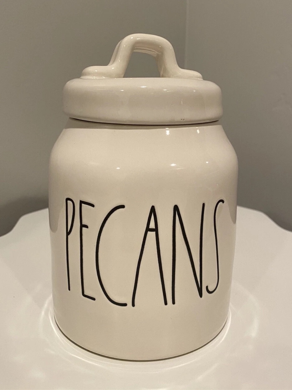 Rae Dunn pecans canister